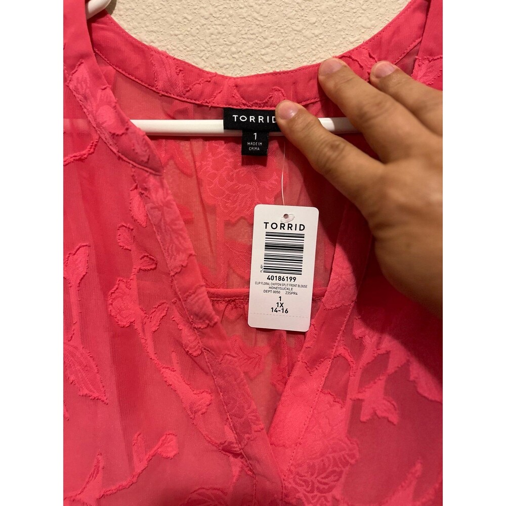 Torrid Blouse size 1x - Picture 3 of 3